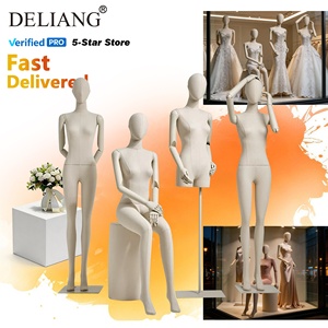 Mannequin en tissu de lin pour femme avec bras et tête en plastique blanc, modèle de présentation de vêtements beige pour adulte (corps entier/halveur) - Product Image 1