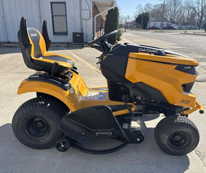 Tracteur tondeuse à gazon Cub Cadet XT2 LX46 FAB 2026, machine à couper l'herbe, tondeuse autoportée - Product Image 3
