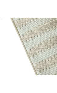 Almohada Lumbar Decorativa Beige con Rayas Cabana, Ecológica, Transpirable, No Tóxica, Tejida, 400 Hilos, Moderna, con Cierre de Cremallera Extraíble - Product Image 4