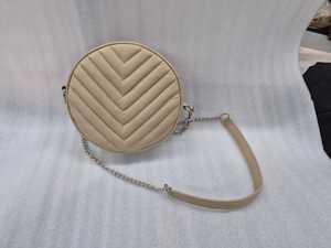 2025 Custom Genuine <b>Leather</b> <b>Lady</b> Style Crossbody Sling Travel Shoulder Messenger <b>Bag</b> with Zipper Closure - Product Image 4