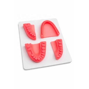 Almohadilla de práctica de sutura médica para entrenamiento, modelo de piel de silicona para sutura, para estudiantes de medicina y enfermería, de Raw To Fine - Product Image 1