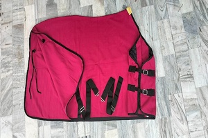 Alfombra de caballo de lana de diseño personalizado de alta calidad, precio al por mayor de lana de fabricante profesional para Equine Riding Kanpur House - Product Image 3