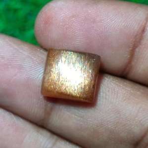 พลอยซันสโตนสีรุ้งธรรมชาติทรงบาแก็ตต์สำหรับทำเครื่องประดับจากอินเดีย - Product Image 1