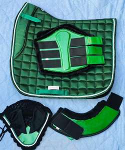 Ensemble de tapis de cheval de dressage équin par sublimation Tapis de selle Numnah avec design assorti pour propriétaires de chevaux - Product Image 2