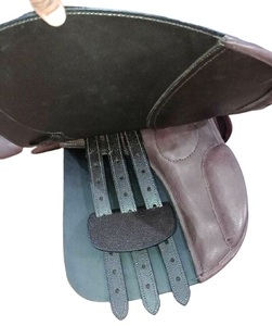 Selle de dressage de cheval de qualité supérieure Selle de cheval en cuir siège souple selle anglaise en cuir pour le cheval à un prix abordable - Product Image 2