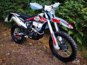 Moto tout-terrain GPXs FSE 300 Dual Sport 276cc, légère, performances sur route et hors route, neuve en stock, à vendre - Product Image 4