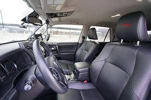 Toyota 4Runner TRD Off-Road Premium <span class=keywords><strong>4x4</strong></span> <span class=keywords><strong>2021</strong></span> d'occasion, moteur V6 4.0L, 4 roues motrices, modifications importantes, provenance occidentale - Product Image 5