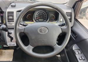 Hiace 2013 Usada, Volante a la Derecha, HATCHBACK, Ambulancia, Turbo, Tracción en las Cuatro Ruedas, R19, con Asientos de Cuero, Techo Panorámico, ACC - Product Image 2