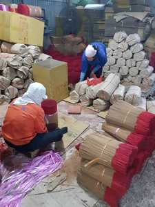 Varillas de incienso de Agar Batti de tamaño personalizado a precio de fábrica Muestra gratis Materias primas sin perfume Incienso crudo natural para religiosos - Product Image 6