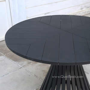 Mesa de Comedor Redonda de Teca para Exteriores Xaviera, Moderna y Resistente, con Características Resistentes a los Rayos UV y al Agua, para Uso en Parques, Hoteles y Villas - Product Image 2
