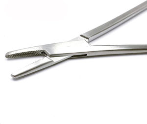 Instrumento médico mango de acero inoxidable grado quirúrgico profesional punta fina Mayo Hegar soporte de aguja hecho en Pakistán - Product Image 6