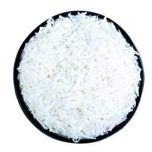 เกล็ดมะพร้าวอบแห้งธรรมชาติจากเวียดนามเกล็ดไขมันสูงขุยมะพร้าวเหมาะสำหรับการอบการทำอาหารและการผลิตน้ำมัน - Product Image 3