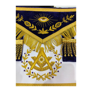 ผ้ากันเปื้อนลายอิฐปักลูกปัด - Product Image 3