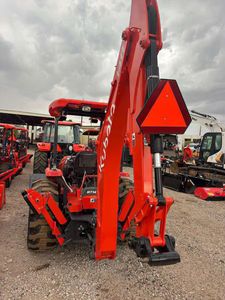 2025 Kubota M62 Pelle rétrocaveuse et chargeur frontal de haute qualité Type de produit parfait pour chargeuses - Product Image 4
