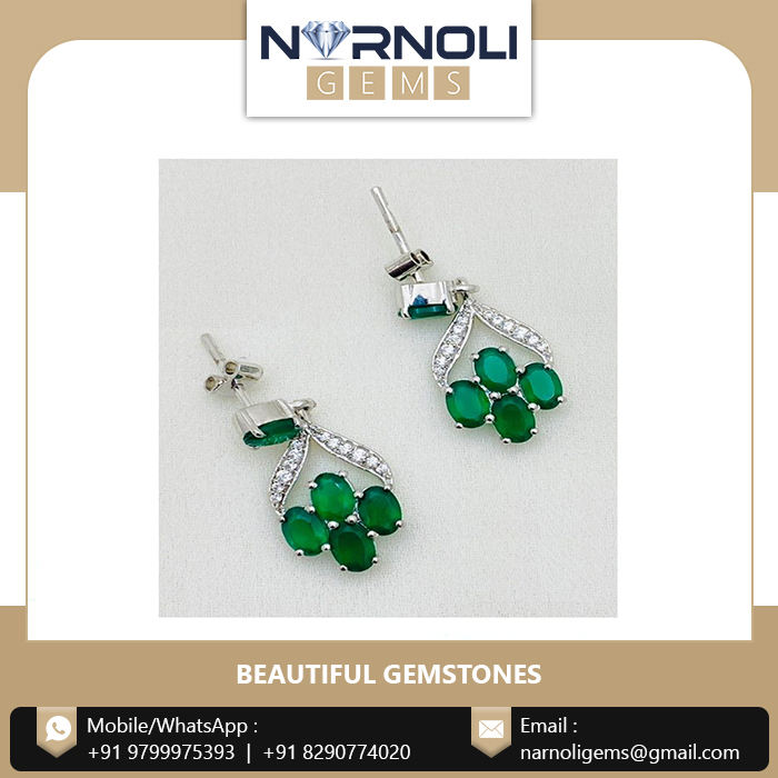 สีเขียว