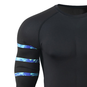 2025 nouveauté Sublimation imprimé hommes Rash Guard à vendre couleur unie Logo personnalisé conception hommes Rash Guard à bas quantité minimale de commande - Product Image 6