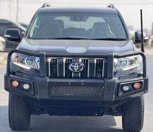 2023 pour 4 Runner RHD SUV Diesel Turbo Automatique avec Sièges en Cuir Intérieur Sombre Pneus R19 - Product Image 2