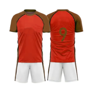 ชุดฟุตบอลสำหรับผู้ใหญ่ เสื้อและกางเกงขาสั้น หลายสี แห้งเร็ว 100% โพลีเอสเตอร์ ปรับแต่งได้ - Product Image 2