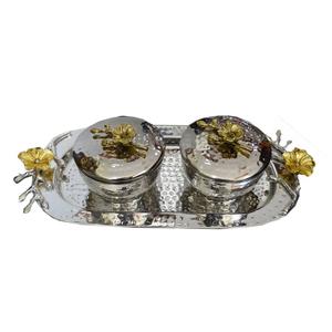 Plata decorativa bellamente martillado a mano con dos contenedores de almacenamiento para decoración de servicio de hogar y hotel a granel para exportación - Product Image 1