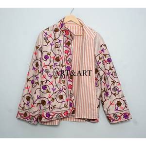 Veste matelassée en velours brodée Suzani 100% coton faite à la main, motif floral, manteau d'hiver, écologique, respirante, boutonnée - Product Image 6