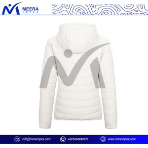 Manteau d'hiver luxueux pour femmes-Parka longue imperméable, coupe-vent et isolée avec capuche en fausse fourrure, parfaite pour le temps froid - Product Image 3