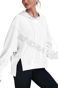 Sudaderas con capucha acogedoras de talla grande para mujer: ligeras, transpirables y perfectas para todas las estaciones - Product Image 2