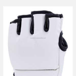 Gants de boxe MMA en cuir sur mesure, respirants, légers, antidérapants, demi-doigts, fermeture auto-agrippante DWELT GEARS pour l'entraînement et le combat - Product Image 3