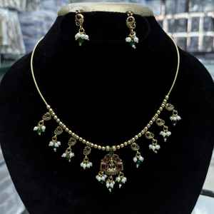 ชุดสร้อยคอโซ่สีทองมีสไตล์ดีไซน์สวยสร้อยคอพร้อมต่างหูสำหรับผู้หญิงสำหรับงานแต่งงาน - Product Image 2