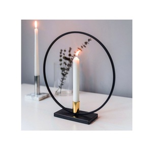 Élégants bougeoirs en métal pour bougies hurricane, pour une utilisation intérieure et extérieure, idéal pour les mariages, les célébrations, les festivals et l'éclairage domestique - Product Image 5