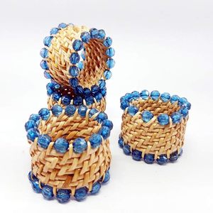 Beau rond de serviette de couleur trans pour la décoration de salle à manger de fête et le nouvel an d'autres occasions - Product Image 1