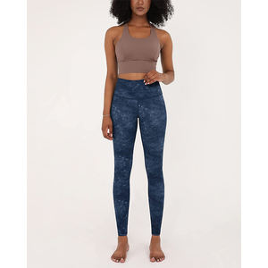 Mallas ajustadas para mujer con sublimación personalizada de diseño más popular en mallas de tamaño adulto de alta calidad - Product Image 1