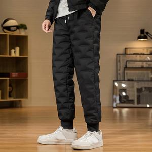 Pantalones acolchados de burbujas cálidos personalizados al por mayor de fábrica para hombre, pantalones acolchados de nieve impermeables para exteriores de invierno con logotipo - Product Image 2