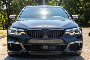 BMW M550i xDrive 2018 usado premium, V8 biturbo, tracción en las cuatro ruedas - Product Image 6