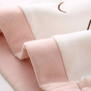 Ensemble décontracté deux pièces pour femme en molleton 100 % coton, tissu chaud, logo personnalisé, hauts courts de haute qualité, tenue d'été - Product Image 3