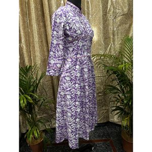 Elegante Vestido Kurti Largo de Silueta Recta para Profesionales Elegantes - Product Image 3