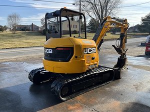 Excavadora de cadenas JCB 8026 de 2.6 toneladas con motor Perkins, hidráulica Kawasaki, control PLC y alta eficiencia - Product Image 5