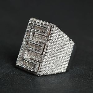 แหวนเพชรฮิปฮอปทำด้วยแหวนตัวอักษรสีขาวทอง14 KT พร้อมเพชรใส VVS - Product Image 2