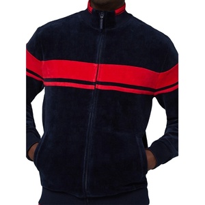 ชุดวอร์มผ้ากำมะหยี่สำหรับผู้ชายชุดวิ่งเข้ารูปเข้ารูปผ้ากำมะหยี่แฟชั่นดีไซน์แบบกำหนดเอง - Product Image 4