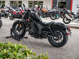 มอเตอร์ไซค์ครุยเซอร์ New 2026 Rebel 500 E-Clutch - Product Image 4