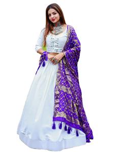 El toque de glamour y la sofisticación son a menudo blusa de trabajo con espejo de mano con elegante Lehenga de Fabzone - Product Image 1