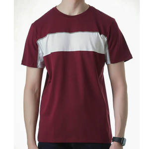 Camisetas personalizadas para hombre, camiseta roja a rayas de nailon con cuello redondo, camiseta a rayas de algodón premium de corte regular. - Product Image 4