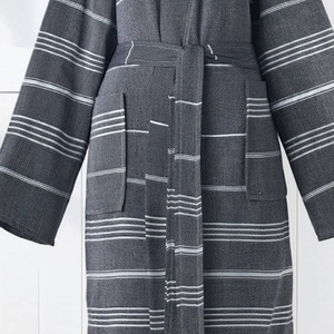 Peignoirs en gros - Kimono Sultan classique à rayures noir 100% coton turc, fournisseur OEM pour hôtels, spas et centres de villégiature - Product Image 4
