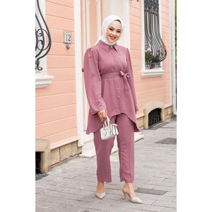 ชุดฮิญาบ2ชิ้นพร้อมรายละเอียดไข่มุกบนแขนเสื้อสีชมพูฝุ่น - Product Image 2