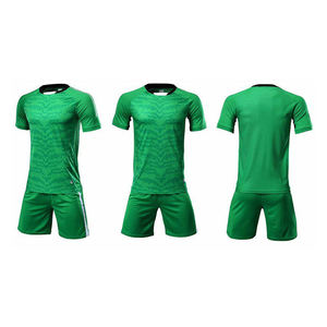 Fabricant OEM d'uniformes de football personnalisés, ensemble maillot et short de haute qualité, tissu respirant, personnalisation de la marque pour les clubs, commandes en gros - Product Image 5