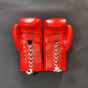 Gants de boxe personnalisés OEM en dentelle rouge à lacets, dernier design, gants de boxe d'entraînement personnalisés, fabricants ODM de gants de boxe - Product Image 2
