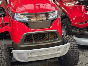 Cortacésped de Conducción Honda de Grado Industrial con Motor de 4 Tiempos de 125 cc Potencia Hidráulica Garantía de 2 Años Altura Máxima de Corte 150 mm - Product Image 6