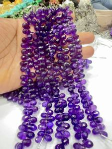 Améthyste africaine naturelle Quartz à facettes Briolette Teardrops 8 pouces brin taille goutte coupe perles de pierres précieuses 5-7mm environ - Product Image 4
