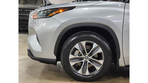 Toyota Highlander XLE FWD 2022, état impeccable - Product Image 3
