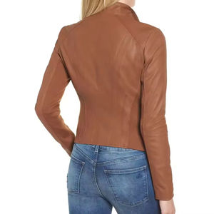 Veste en cuir véritable pour femmes avec coupe élégante et finition durable en coton rempli pour tous les looks décontractés ou formels - Product Image 4