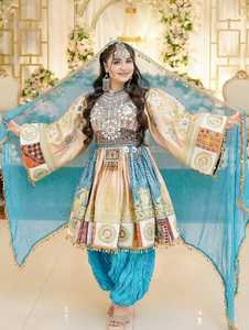 Nouvelle arrivée Robe traditionnelle vintage afghane Kuchi faite à la main en mousseline de soie pour filles avec des broderies complexes Manches longues - Product Image 5